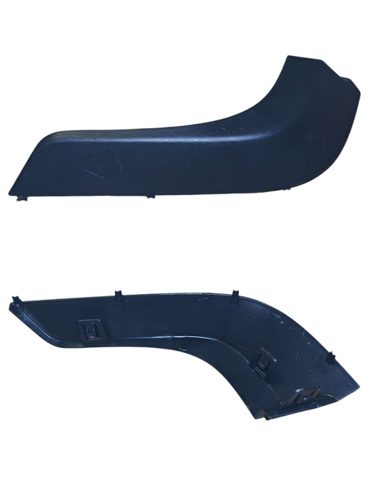 Moldura parachoque trasero izquierdo T60 2.8/2.0 Diesel 2014-2025